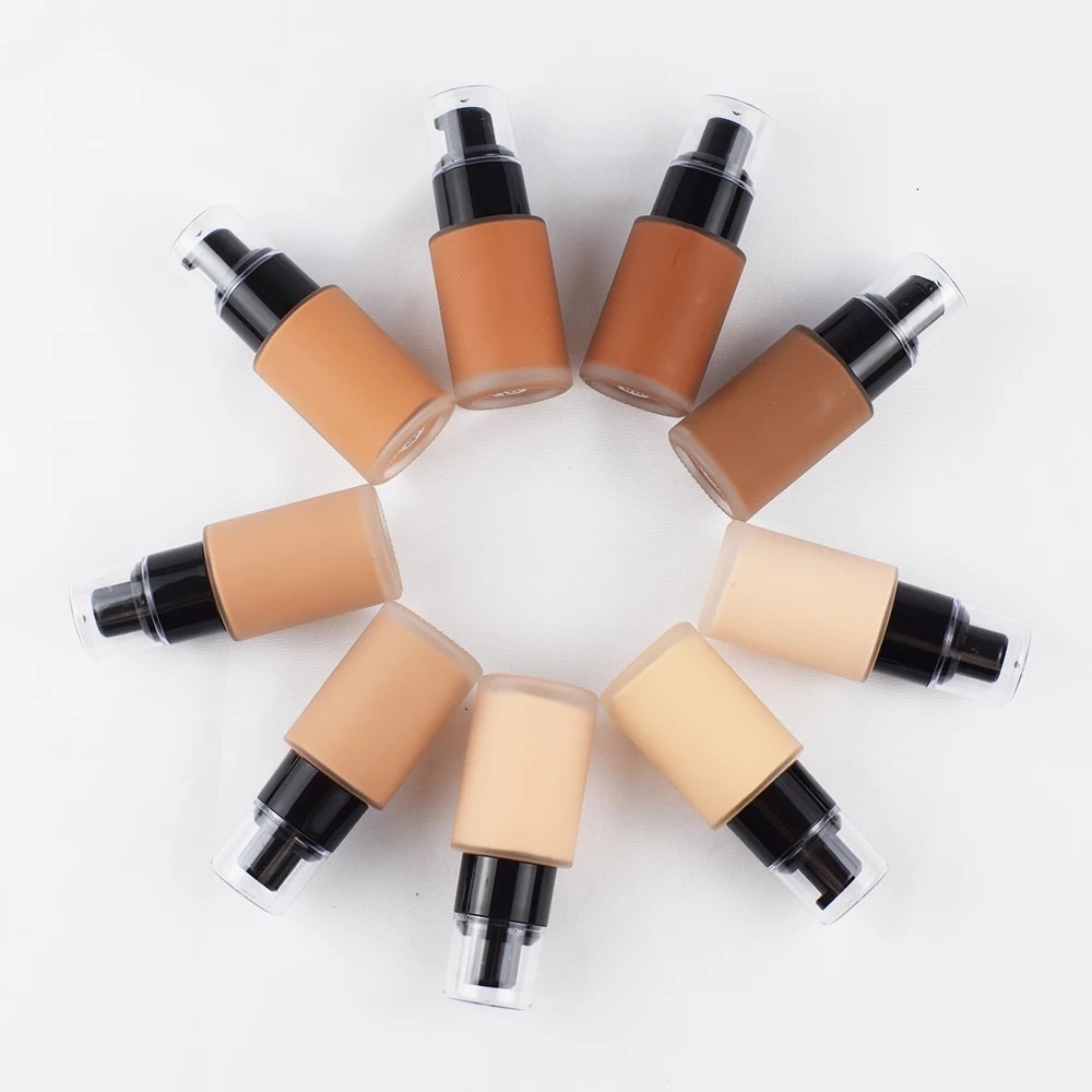 Makeup liquid foundation - Picture 7 of 8